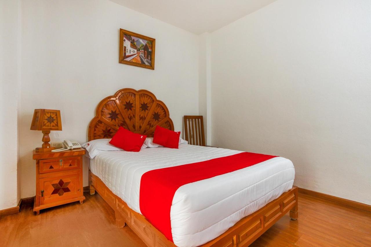 Oyo Hotel Montes, Atlixco Puebla エクステリア 写真