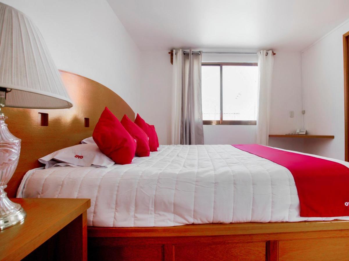 Oyo Hotel Montes, Atlixco Puebla エクステリア 写真